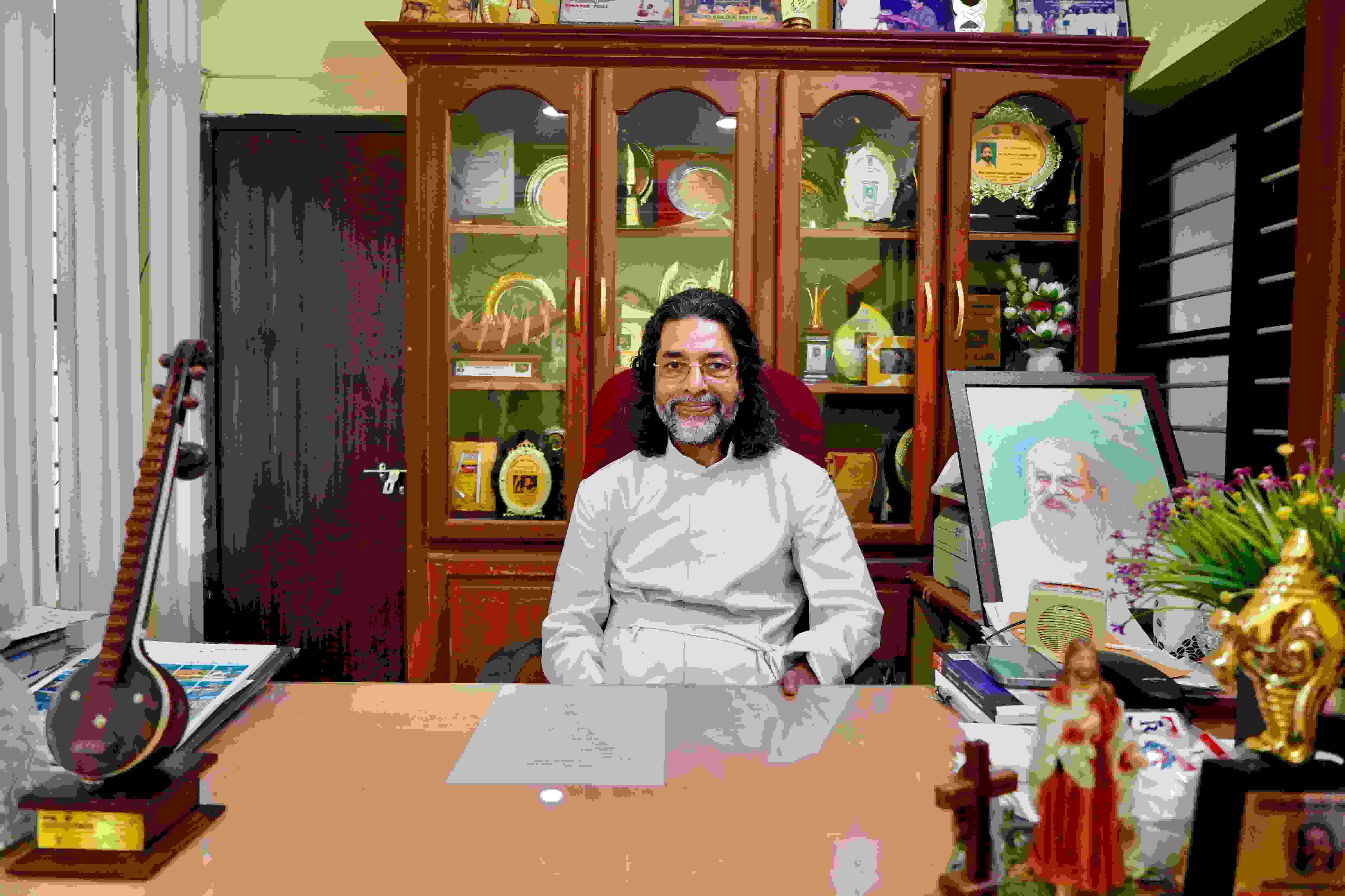 Weekly Magazine In India